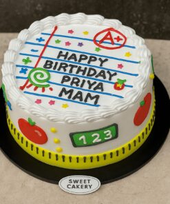 Teacher’s Day cake with classroom designs