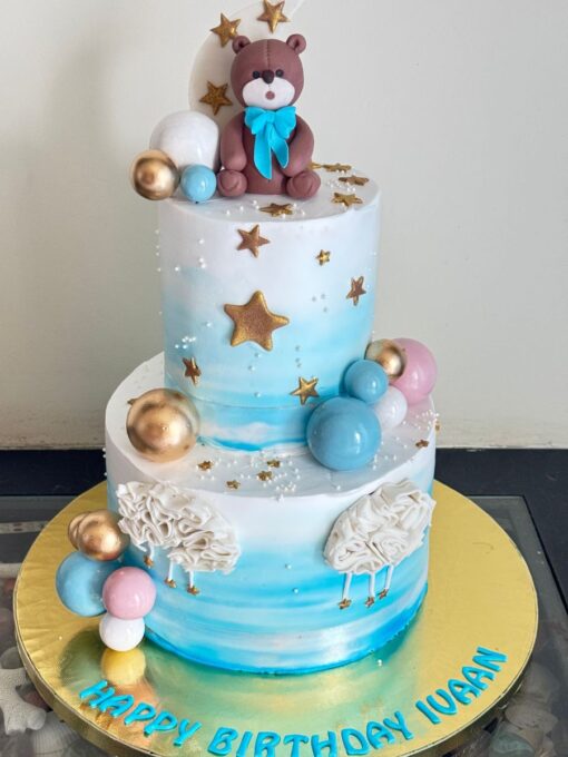 Cute Bear Theme Cake